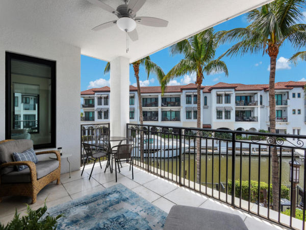 Downtown Naples Luxury Two Bedroom Waterfront Residence